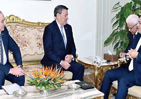 President ElSisi with Uruguayan minister of foreign affairs at the presidential palace