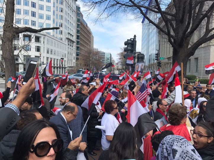 Egyptians in the USA welcome President El-Sisi during his visit to the White House (Source: Youm7)