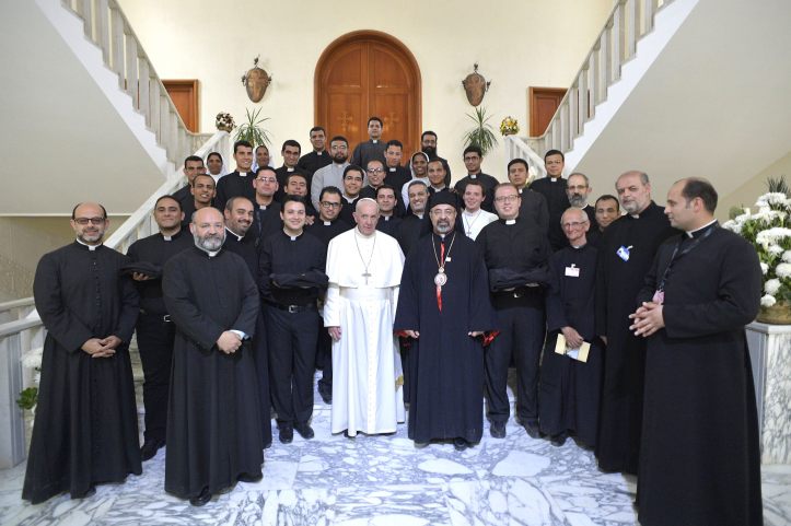Pope Francis visits the Coptic Catholic Theological School in Cairo Egypt for mass (source: Youm7)