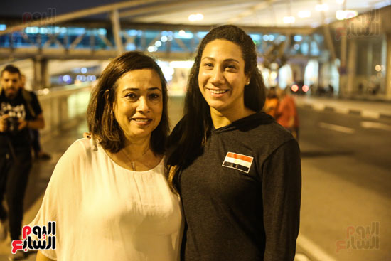 Farida Osman Egypt Swimming Champion with her dear mother after returning bronze from FINA Championship 2017 Youm7