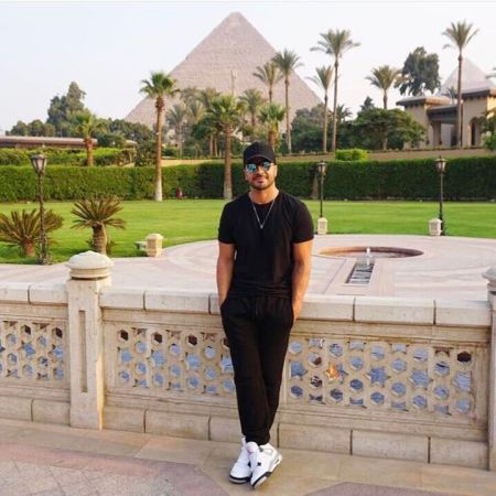 2017-08-12 Luis Fonsi Despacito in Cairo with the Giza Great Pyramids of Egypt 3ain