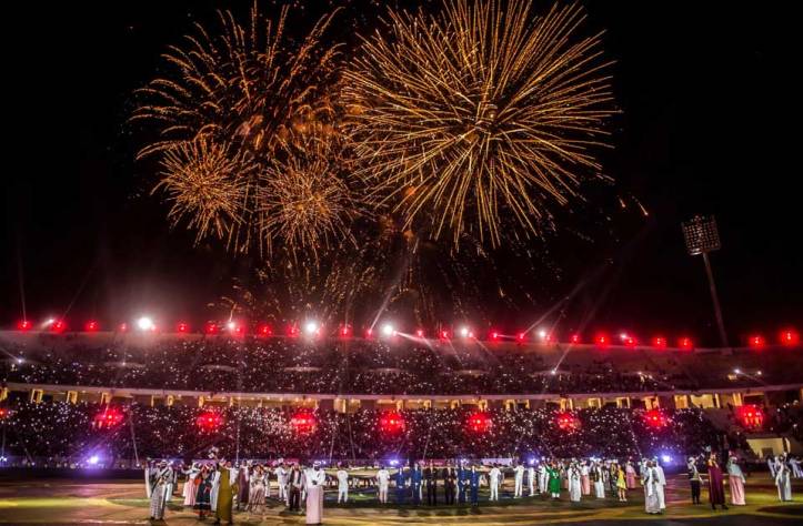 2017-12-31 Al-Ahly Atletico Madrid friendly match fireworks at stadium - peace message - Alexandria 2017 - Al Ahram