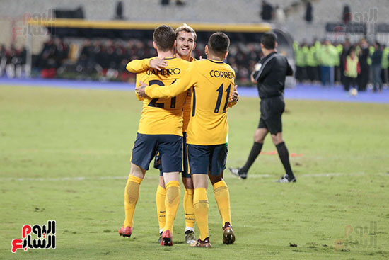 2017-12-31 Atletico Madrid Gameiro Griezmann Correa celebrate goal against Al Ahly at Alexandria - Youm7