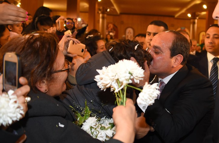 2018-01-21 Egypt President Elsisi greeted by Egyptians at Nativity of Christ Coptic Orthodox Church in Cairo AlAhram
