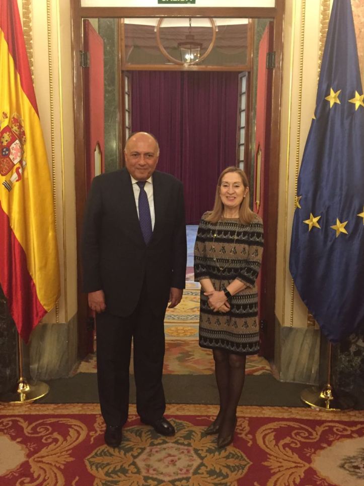 2018-02-18 Egyptian Foreign Minister Sameh Shoukry with Spanish congress President Ana Pastor Youm7