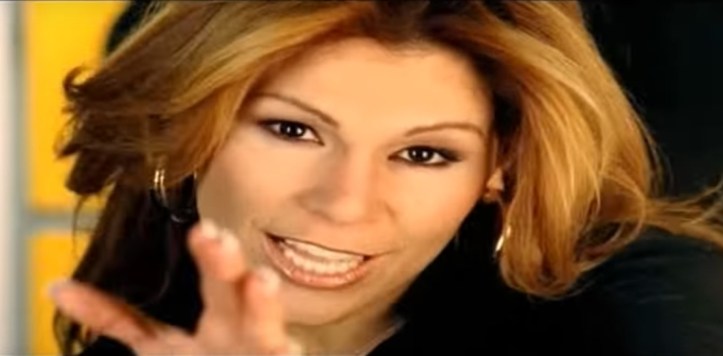 2018-07-20 Ah Ya Alby - Olga Tañón YouTube 05