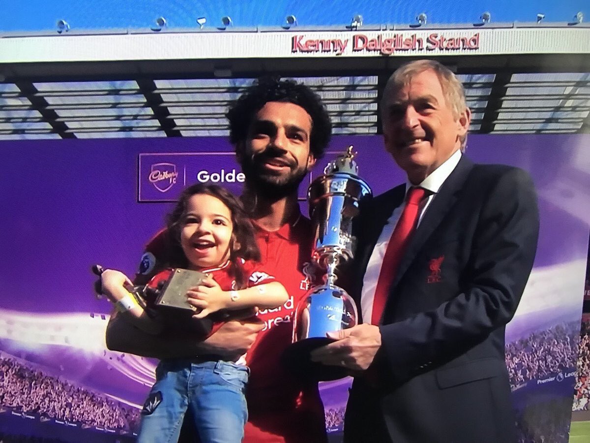 2019-04-08 Mecca celebrates with Mo Salah the Golden Boot and PFA awards 2017-2018 02