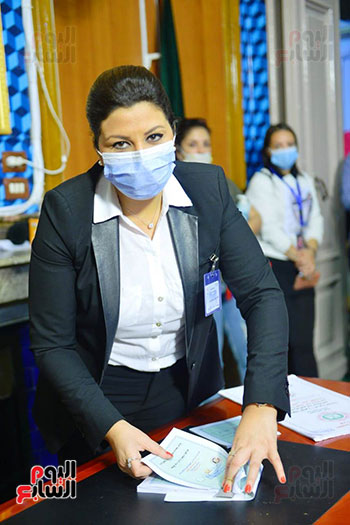 2021-08-29 Egypt Woman Judge supervising Parliament elections 2020 02
